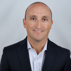 AREA MANAGER HEADSHOTS - Eric Montoya